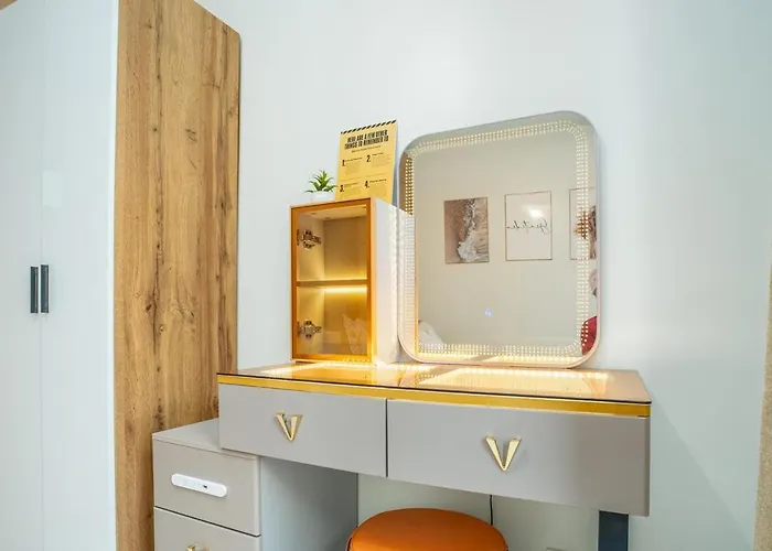 Apartment Boho Makati Wi Fi Workspace Red Manila