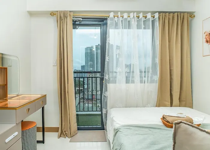 Boho Makati Wi Fi Workspace Red * Manila